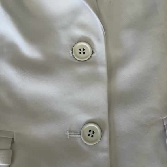 7th Ave NY & Co Crop 2 Button Short Sleeve Jacket Wooden Accent Fake Pockets - Picture 4 of 7